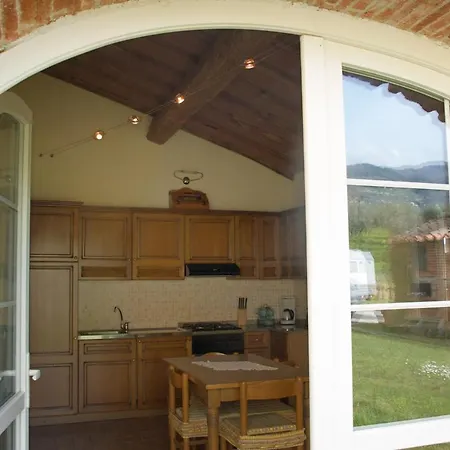 Casale Toscana Feriehus Capannori
